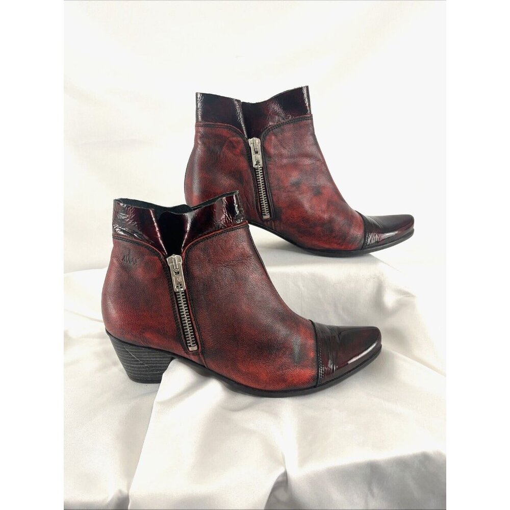 Un Tour en Ville Burgundy Distressed-Look Booties Womens EU Size 37